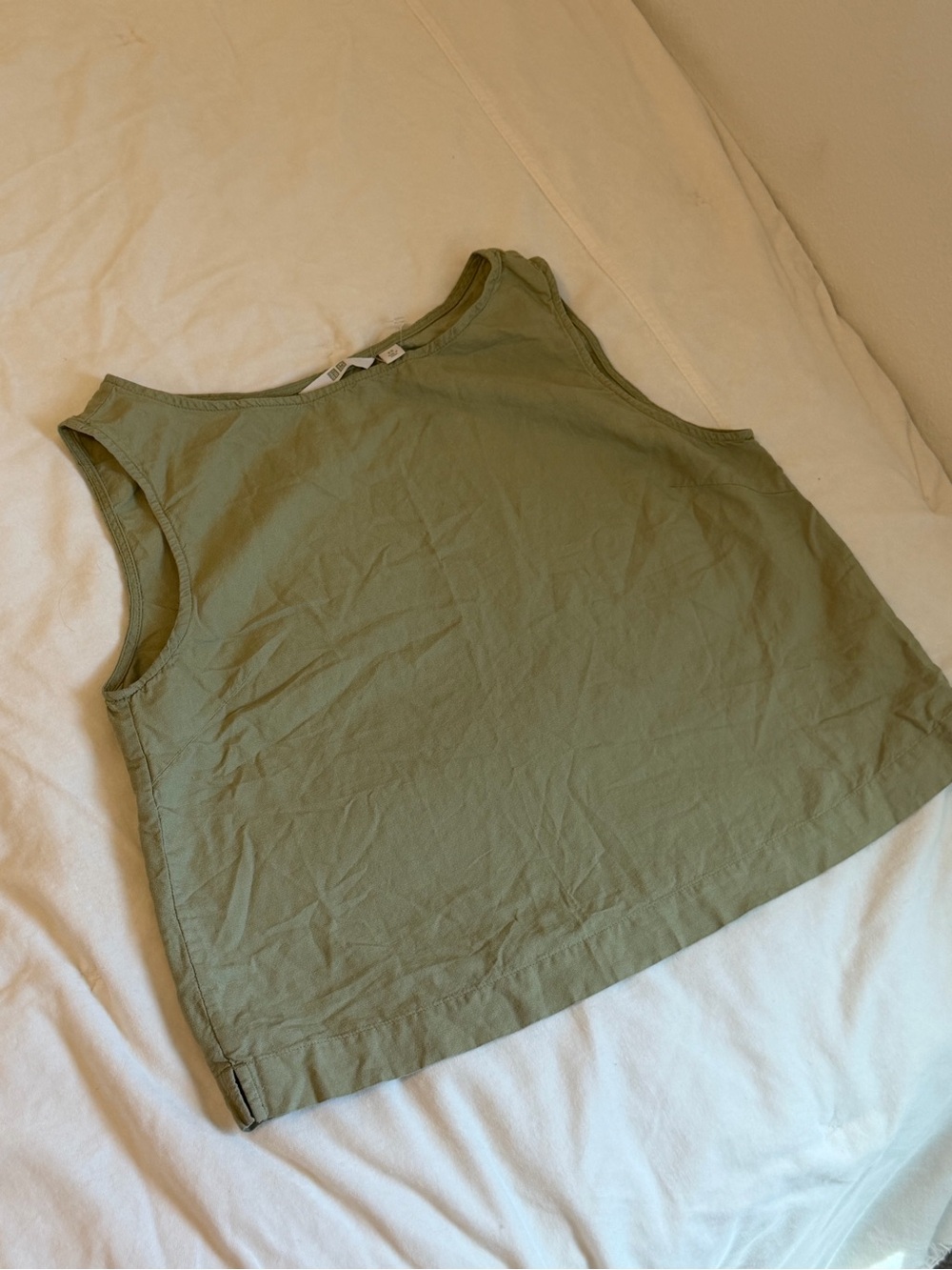 Uniqlo Olive Green Women’s Sleeveless Tank